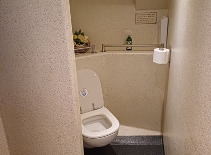 grote jager sanitair.JPG