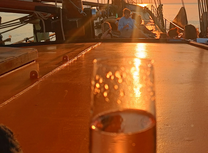 bubbels bij zonsondergang.jpg