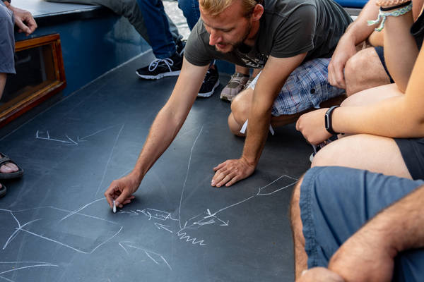 ijsselmeer-5 redenen schoolkamp - 2. Scholieren leren samenwerken 