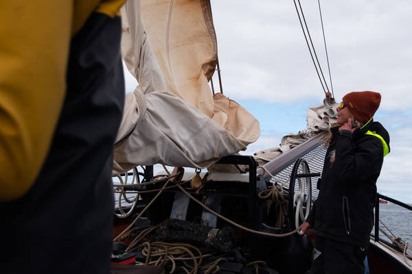 Zeilblog - Plastic expeditie op de Lauwerszee: schone manoeuvre voor de Waddenzee